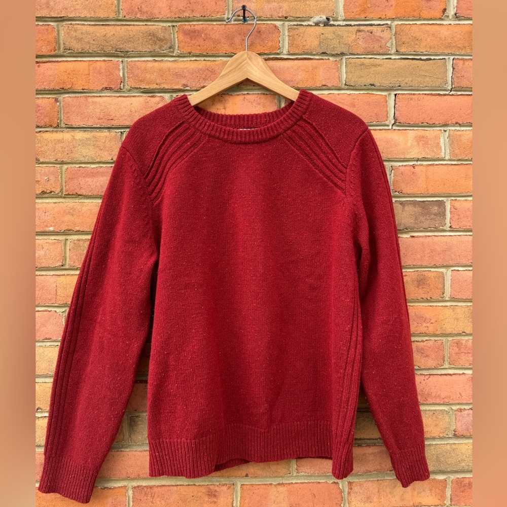 L.L. Bean Men’s Rich Red Crew Neck Sweater 100% merino wool